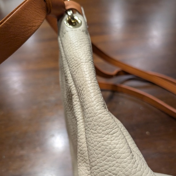 Valentina Cream and Tan Crossbody Bag with Textured Finish - Picture 6 of 10